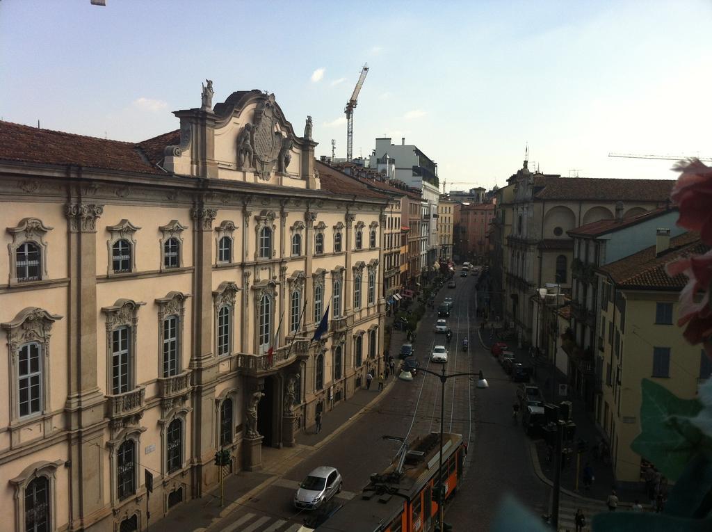 Mokinba Hotels King Milano Exteriör bild