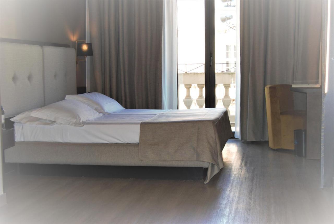 Mokinba Hotels King Milano Exteriör bild
