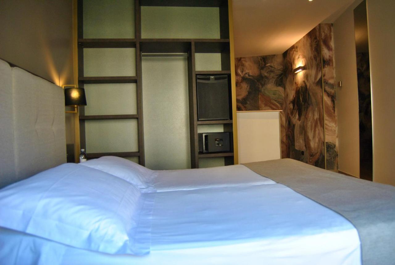 Mokinba Hotels King Milano Exteriör bild