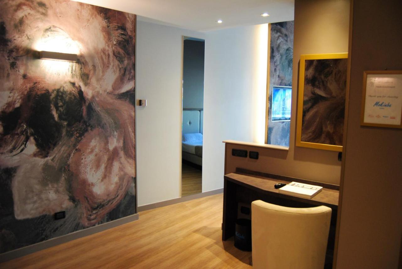 Mokinba Hotels King Milano Exteriör bild